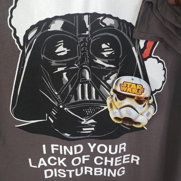 NWT Star Wars Darth Vader Christmas Tee Sz Sm - Picture 2 of 5